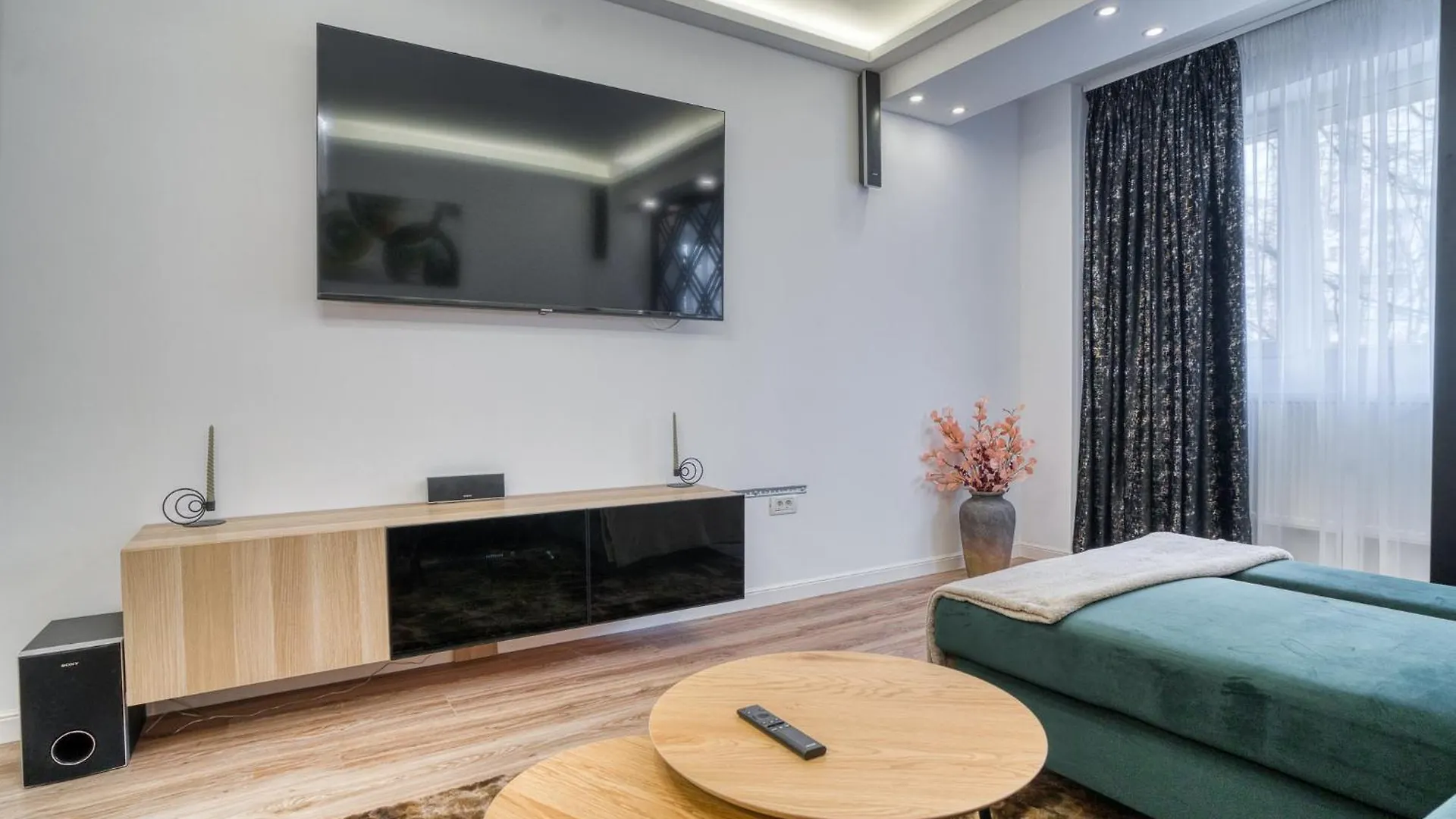 City Chic Retreat: Newly Renovated 1Br Apartment Bukurešť 0*,  Rumunsko