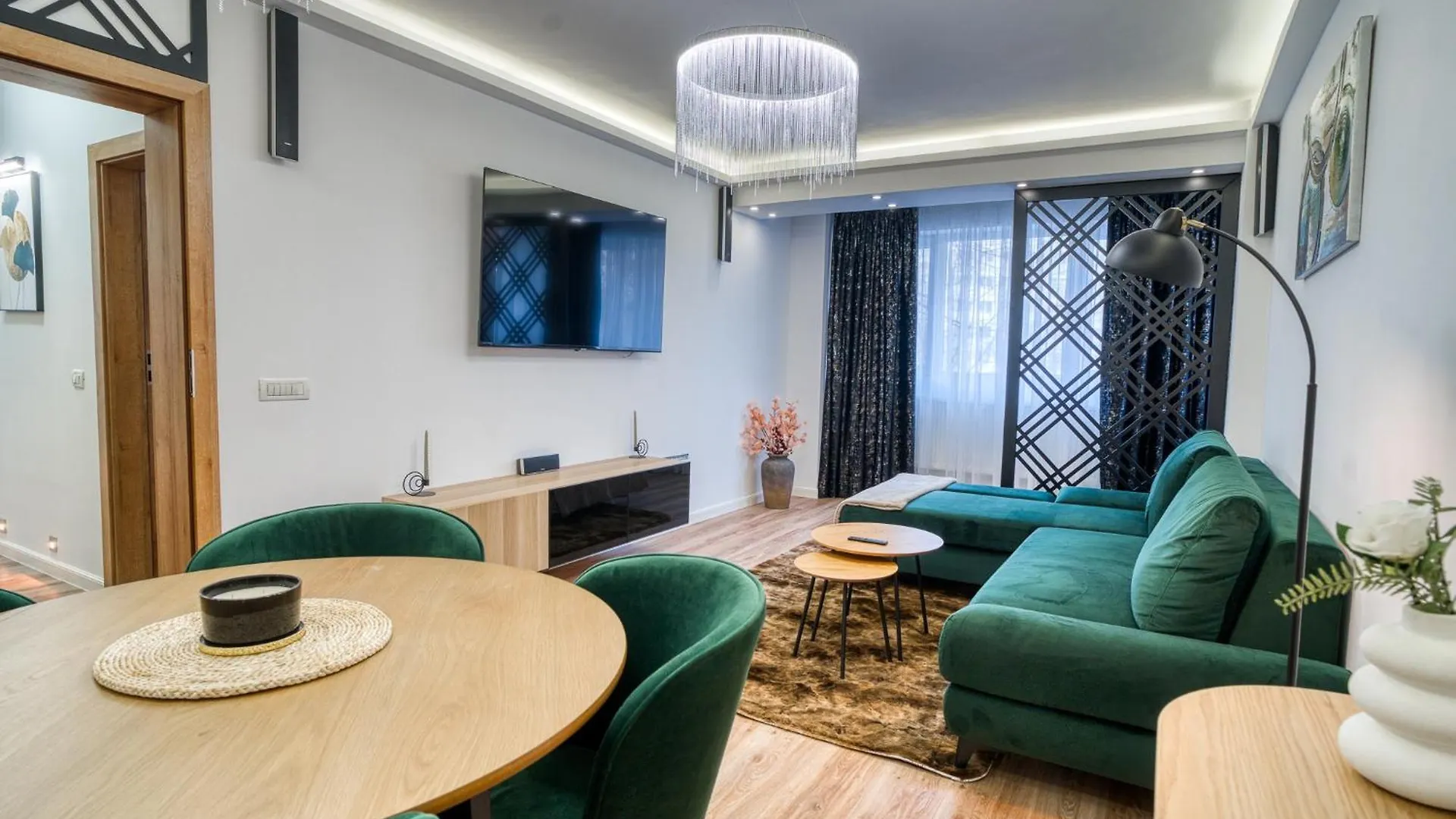City Chic Retreat: Newly Renovated 1Br Apartment Bukurešť